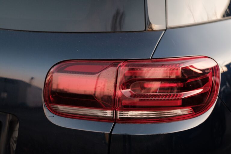 Citroën C5 Aircross dla rodziny: czy trzy niezależne fotele pomieszczą trzy foteliki?