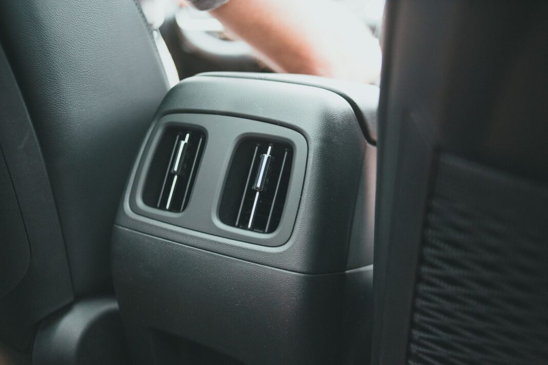 Citroën C5 Aircross dla rodziny: czy trzy niezależne fotele pomieszczą trzy foteliki? Citroën C5 Aircross dla rodziny: czy trzy niezależne fotele pomieszczą trzy foteliki?